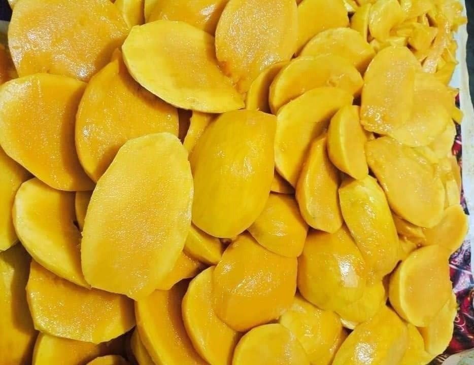 Mango Cuts
